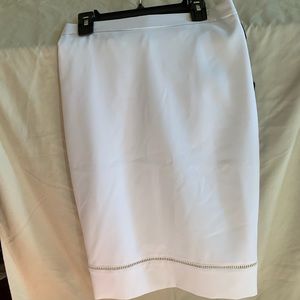 - NWT Bebe ivory detailed pencil skirt size 4